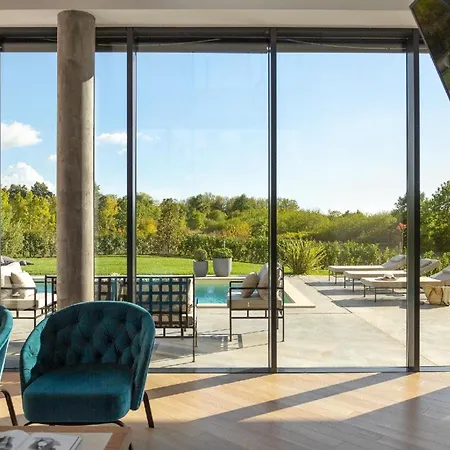 Mit Privatpool Fuer 8 Personen Ca 400 Qm In Radetici, Istrien Binnenland Von Istrien Holiday home *